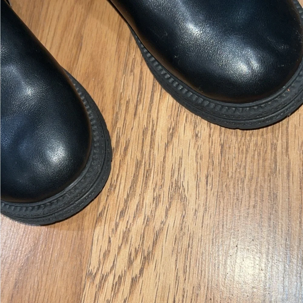 Fashion Toddler Black Leather Ankle Boots with Durable Sole Size 34 - Picture 4 of 6